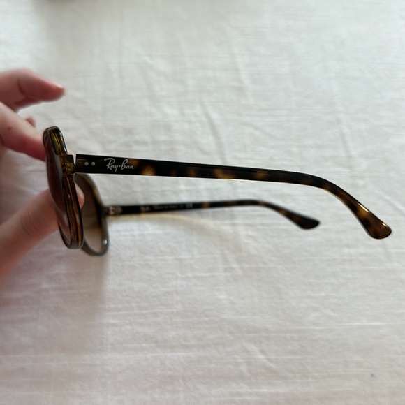 Ray-Bans - Picture 2 of 5